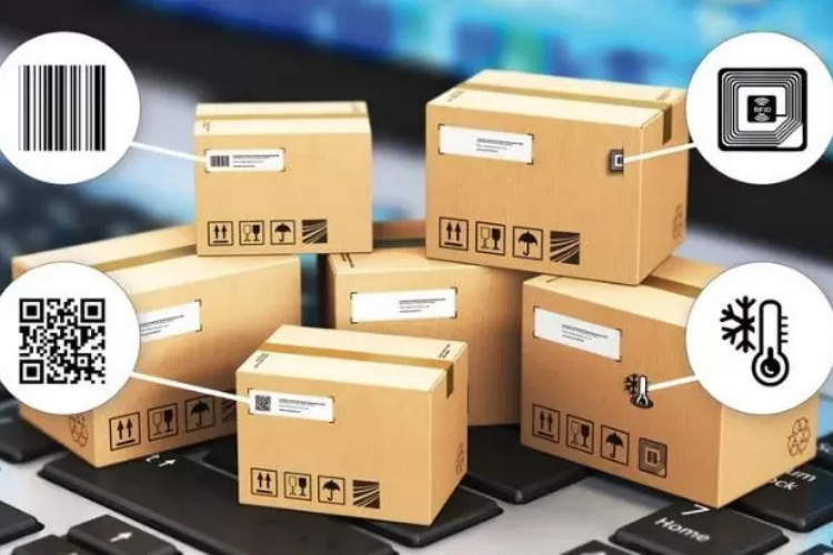 елементи доповненої реальності на тарі