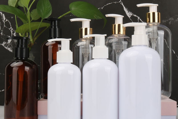 Удобный дозатор для гелей для душа